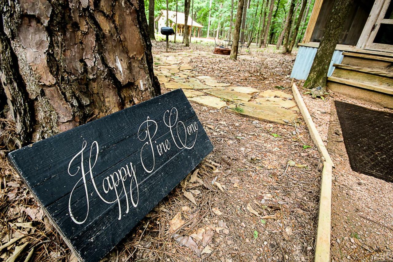 Happy Pine Cone Villa Тилер Екстериор снимка