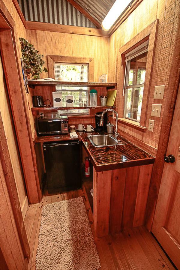 Happy Pine Cone Villa Тилер Екстериор снимка
